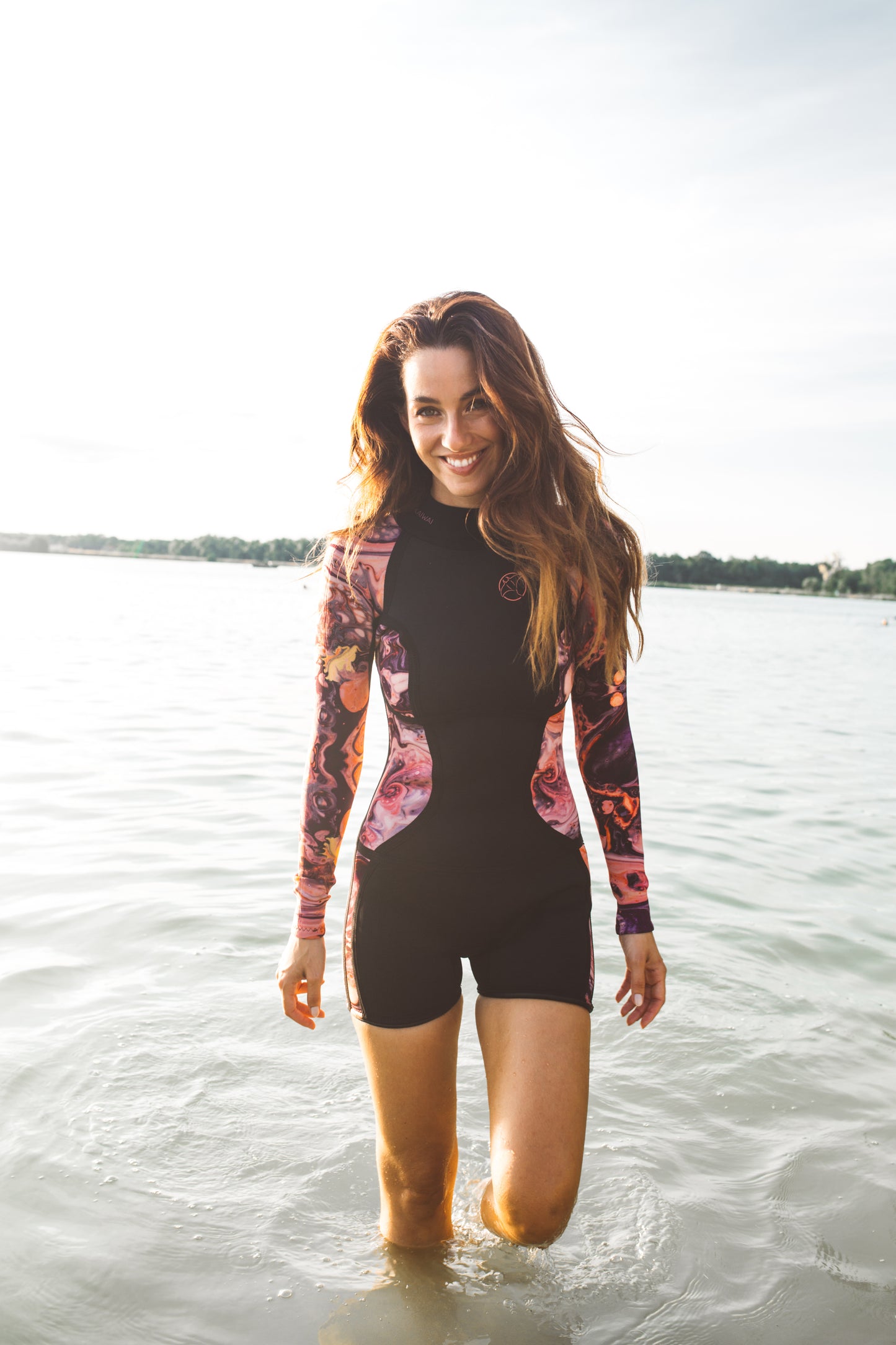 Women's short longsleeve wetsuit 3/2 mm Shorts-Cut Pink